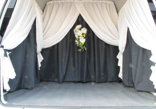 お引取り用霊柩車写真