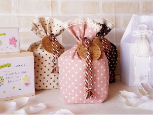 選べる骨壺（4種類）の画像